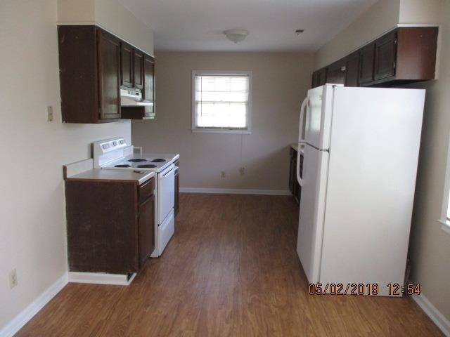 Building Photo - 340 W Hampton Ave