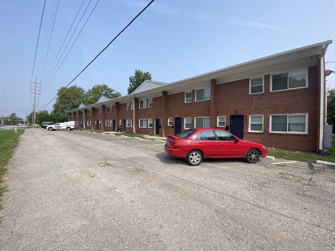 Primary Photo - Cozy 2 Bedroom Apartment in Indianapolis with Spacious Layout and Convenient Location