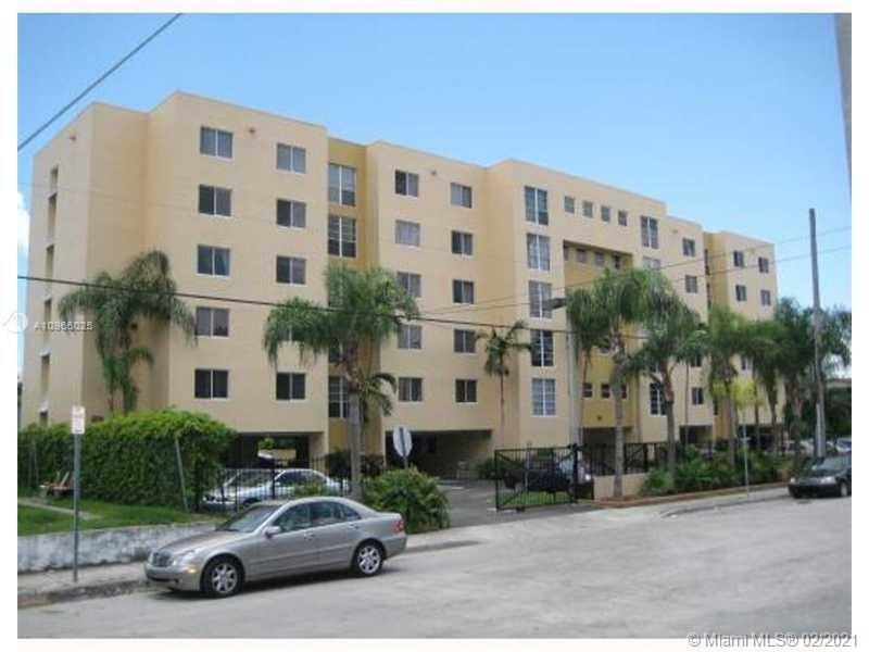 Building Photo - 210 SW 11th St