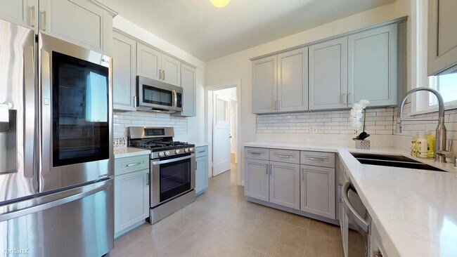 Building Photo - 1 br, 1 bath House - 1123 4th Ave Private ...