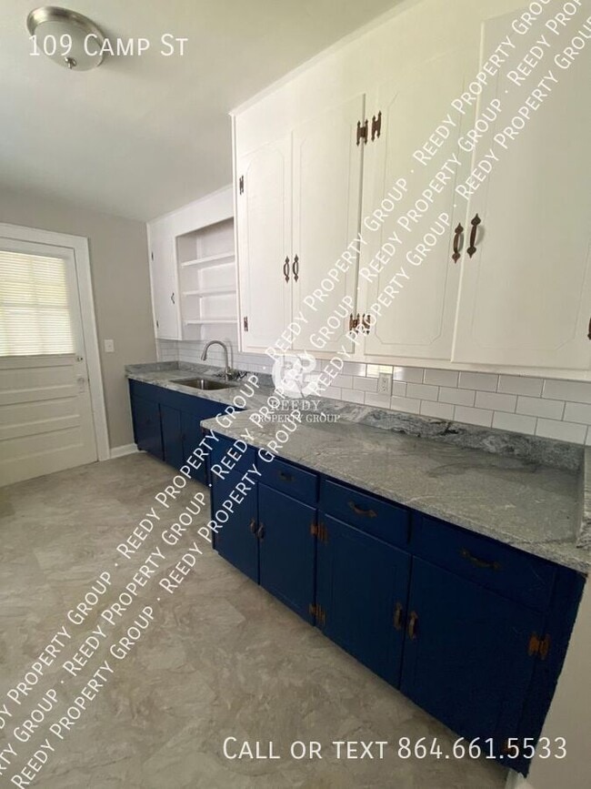 Foto del edificio - 109 Camp St