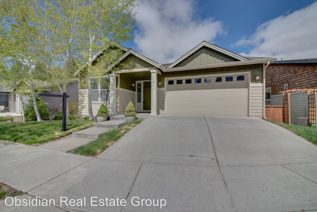 263 NW Outlook Vista Dr, Bend, OR 97701 House Rental in Bend, OR
