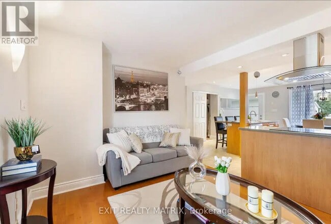 Building Photo - 848 Willow Ave