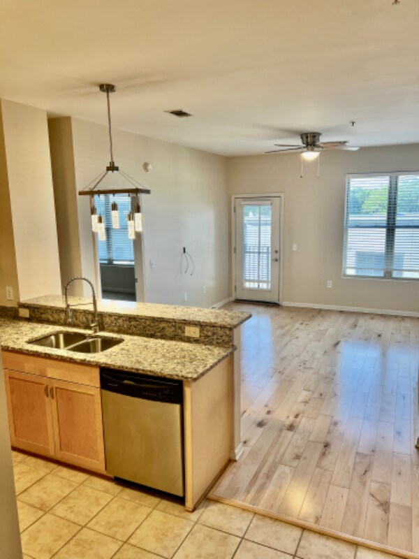 Foto del edificio - 870 Mayson Turner Rd NW