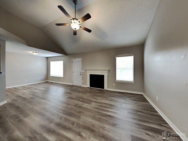 Foto del edificio - 753 Jaywood Dr