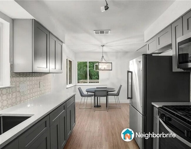 Building Photo - 6502 Brushy Ridge Cove