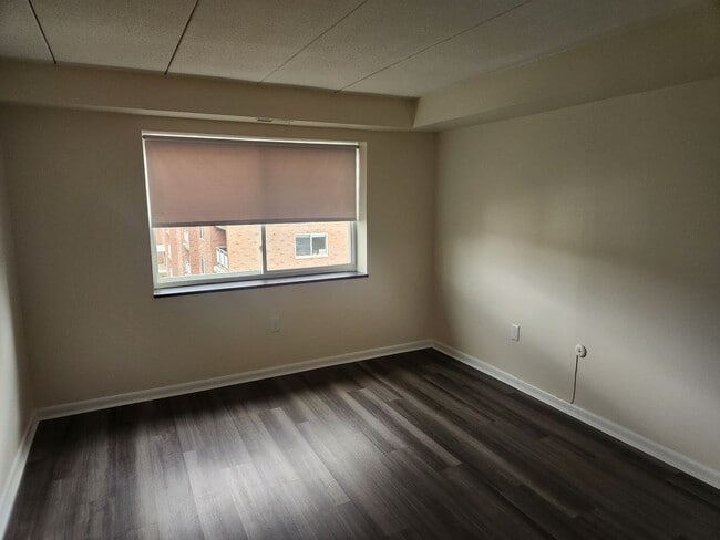 Foto del edificio - Hill Estates 2 bedroom 2 Bath in Belmont a...
