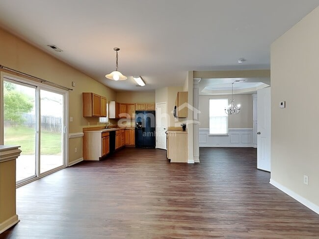 Building Photo - 2572 Viola Ct