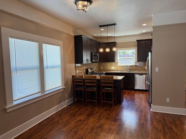 Building Photo - Updated Custom Home