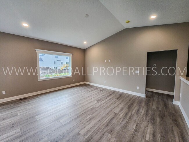 Building Photo - Price Reduction!! Brand New 4 Bedroom, 3 B...
