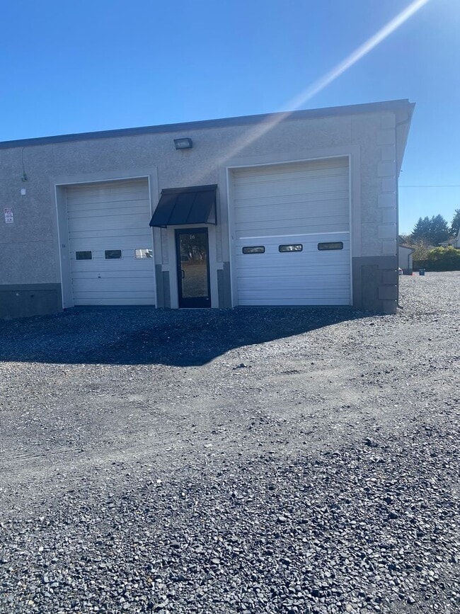 Building Photo - 5477 Mauser St