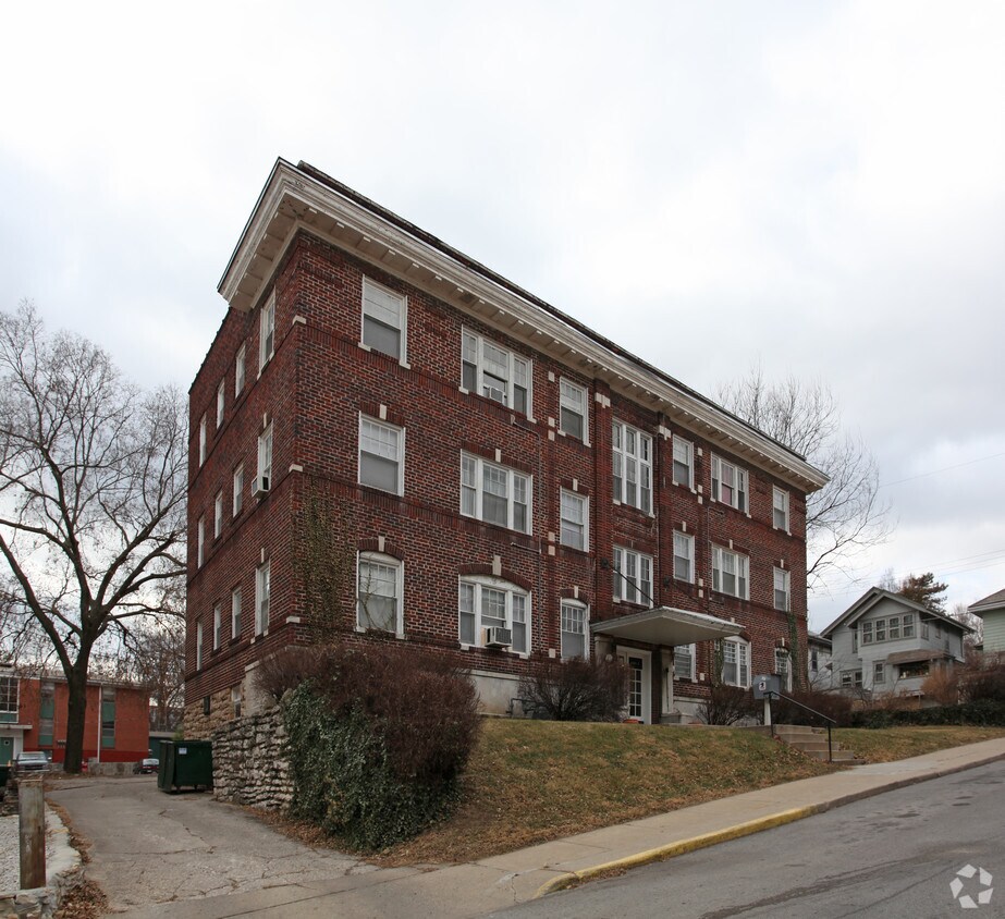 Foto del edificio - 1605-1607 W 37th St