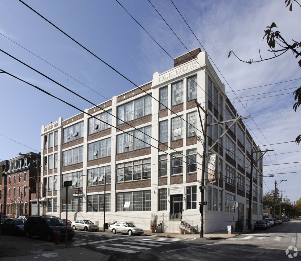 Primary Photo - Liberties Lofts Apartments