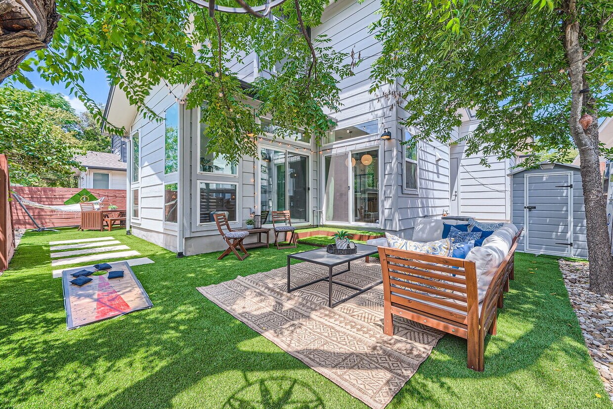 Primary Photo - 511 W Croslin St