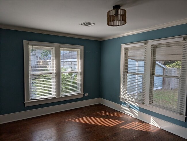 Foto del edificio - 510 W Lang St