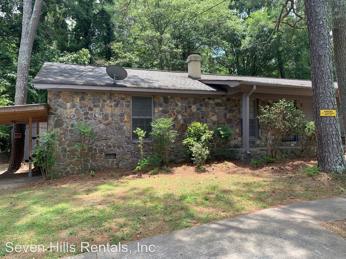 Primary Photo - 688-688 Old Summerville Rd NW