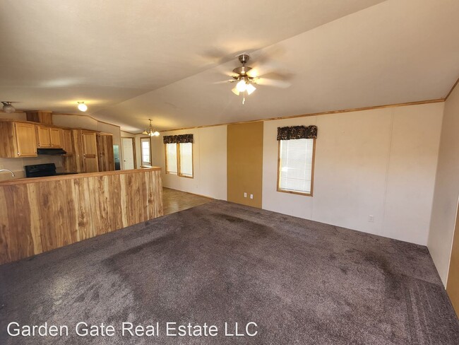 Building Photo - 3 br, 2 bath House - 87 Yucca