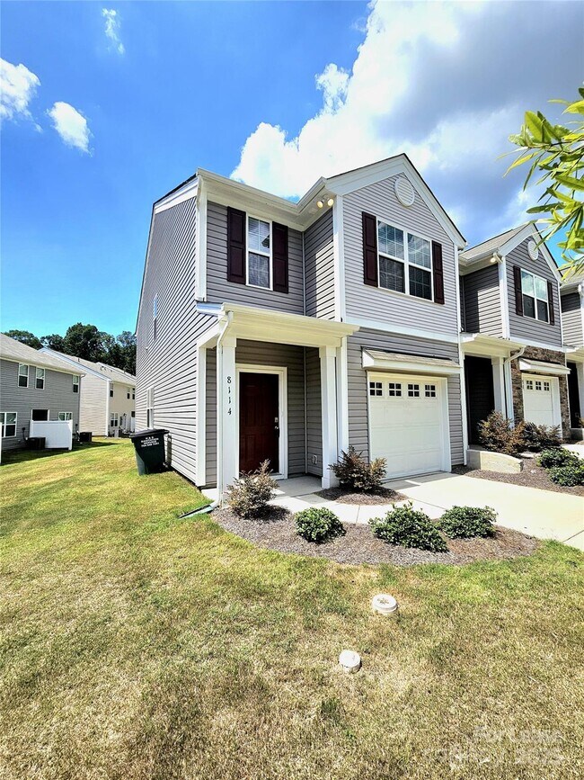 Building Photo - 8114 Murray Br Dr