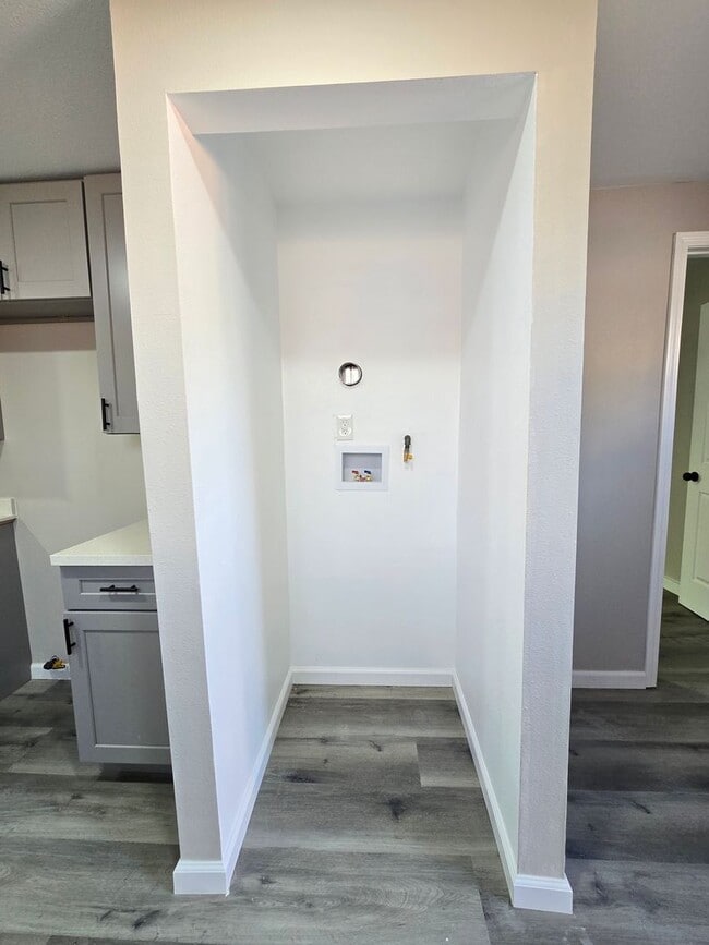 Building Photo - Modern 1-Bedroom 1-bathroom ADU guest hous...