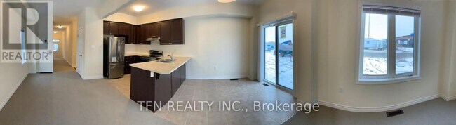 Photo du bâtiment - 184 Flagg Ave