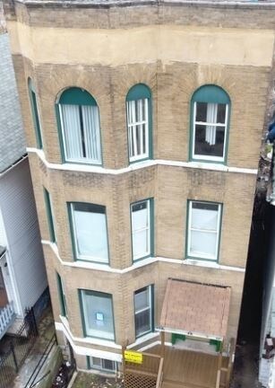 Foto principal - 9130 S La Salle St