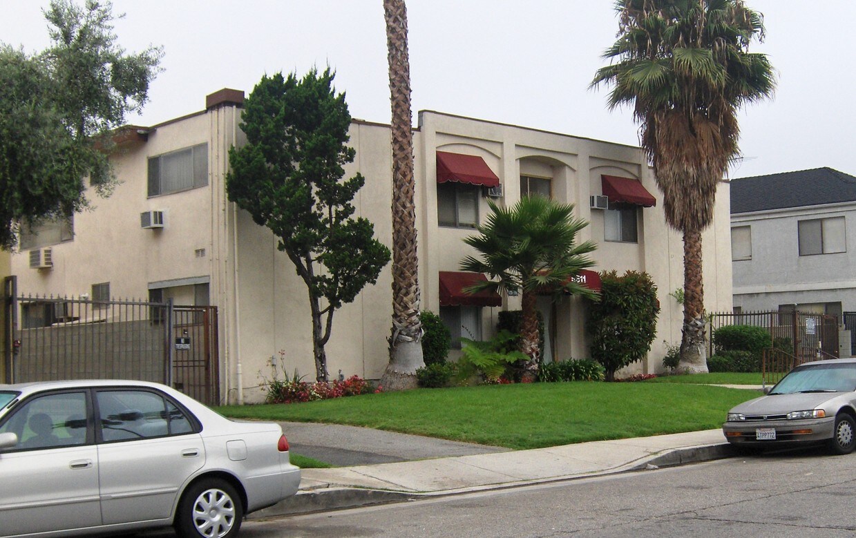 Building Photo - 6916 Agnes Ave