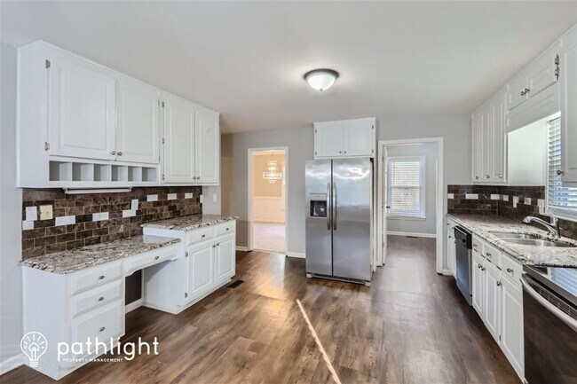 Building Photo - 220 Pepperdine Way, Fayetteville, GA, 30214