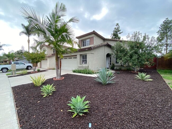 Foto del edificio - Spacious 4 bed/3 Bath in Oceanside!