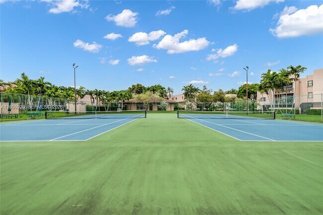 Foto del edificio - 10625 SW 112th Ave