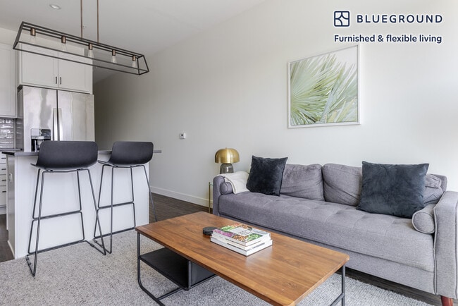 Building Photo - 100 N Addison Ave