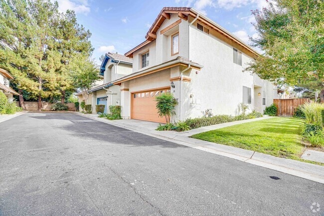 Building Photo - 20832 Valerio St, Unit 30