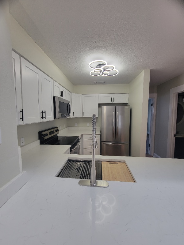 Building Photo - 5001 Grande Dr