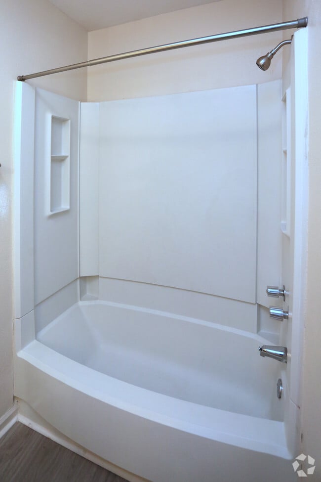 The Hedges Apartments Apartments Greensboro, NC