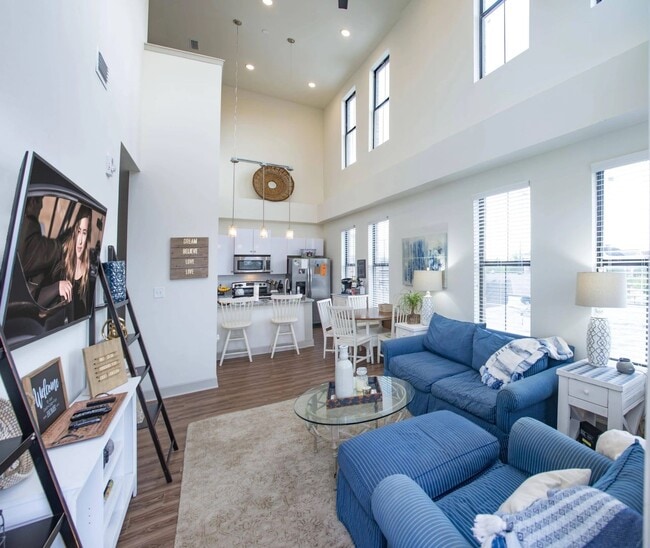 Interior Photo - The Balcony Auburn