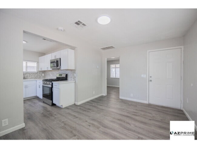 Foto del edificio - Embrace the Ideal Mix of Comfort and Affor...