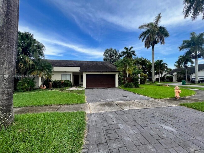 Foto del edificio - 10511 SW 145th Ct