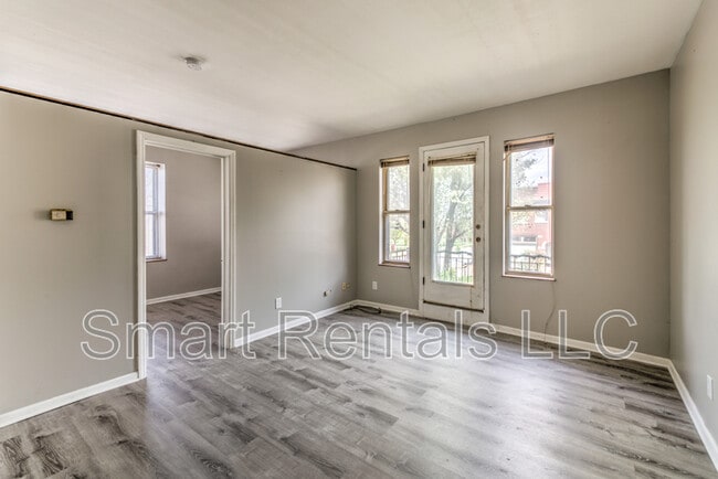 Building Photo - 3866 McRee Ave