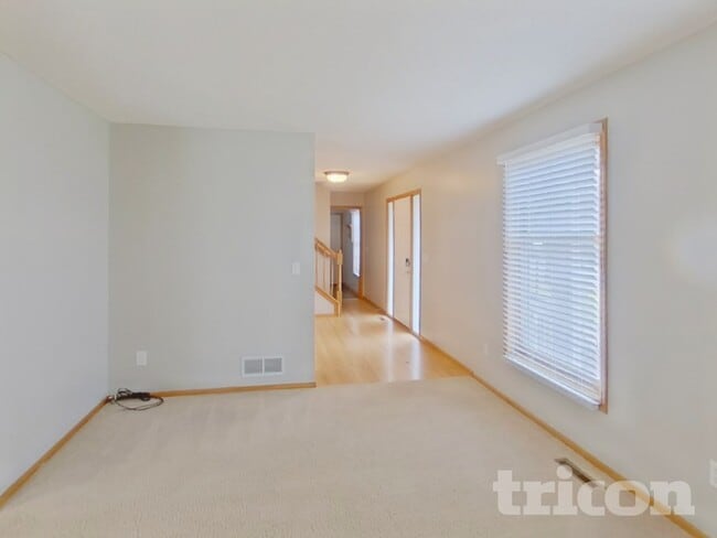 Building Photo - 10071 Raleigh Ct