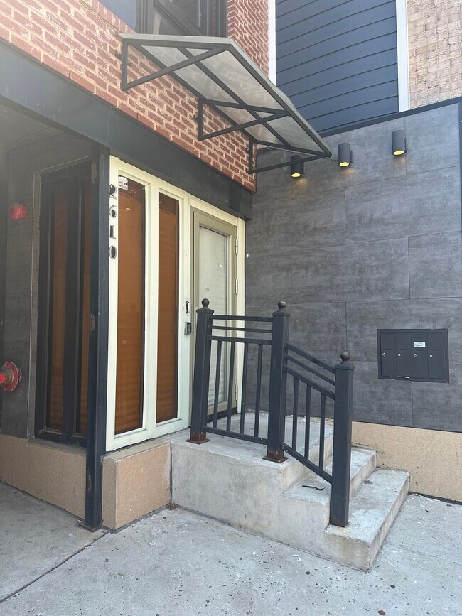 Building Photo - 2610 Georgia Ave NW