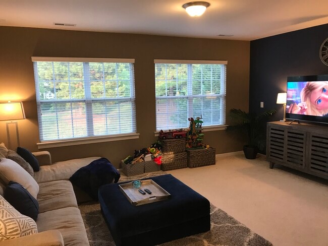 Building Photo - 6518 Ballybay Dr