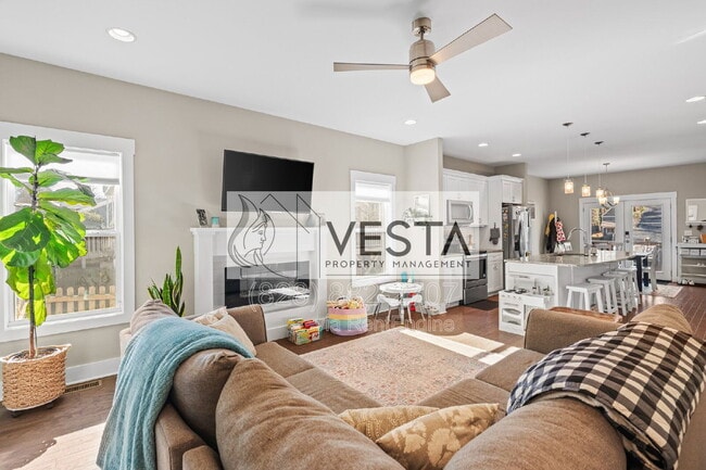 Foto del edificio - 4 Lola Lilly Pl