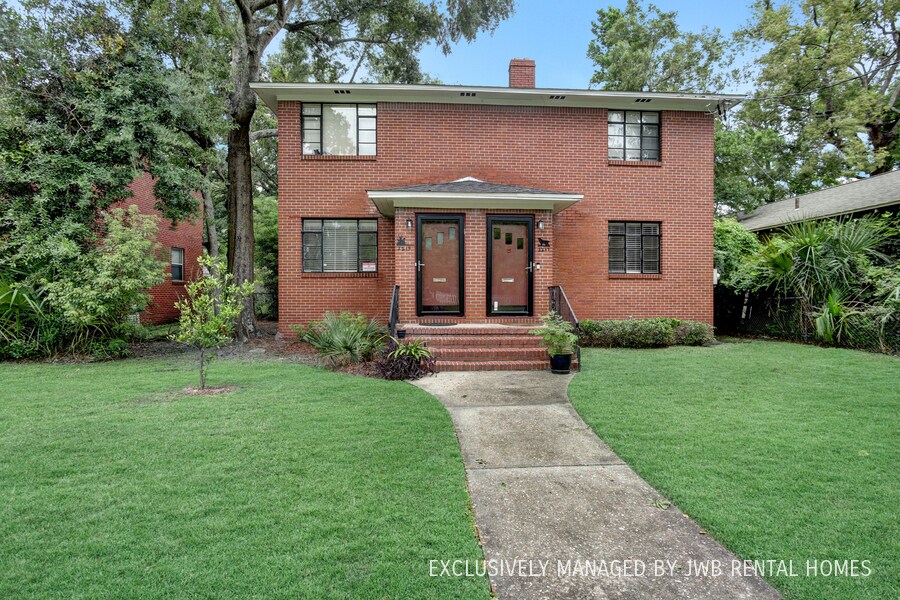 2219 Ernest St, Jacksonville, FL 32204 Room for Rent in Jacksonville