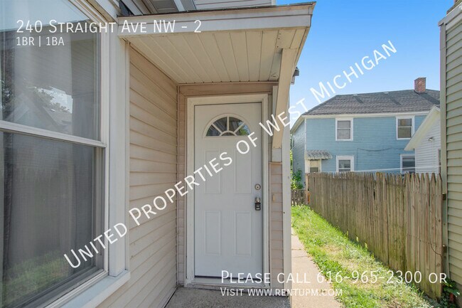 Foto del edificio - Available Now | Spacious 1 Bedroom, 1 Bath...