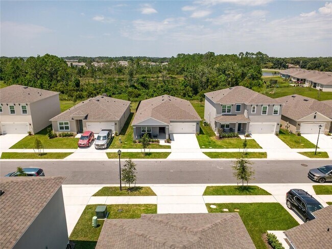 Foto del edificio - 2869 House Finch Rd