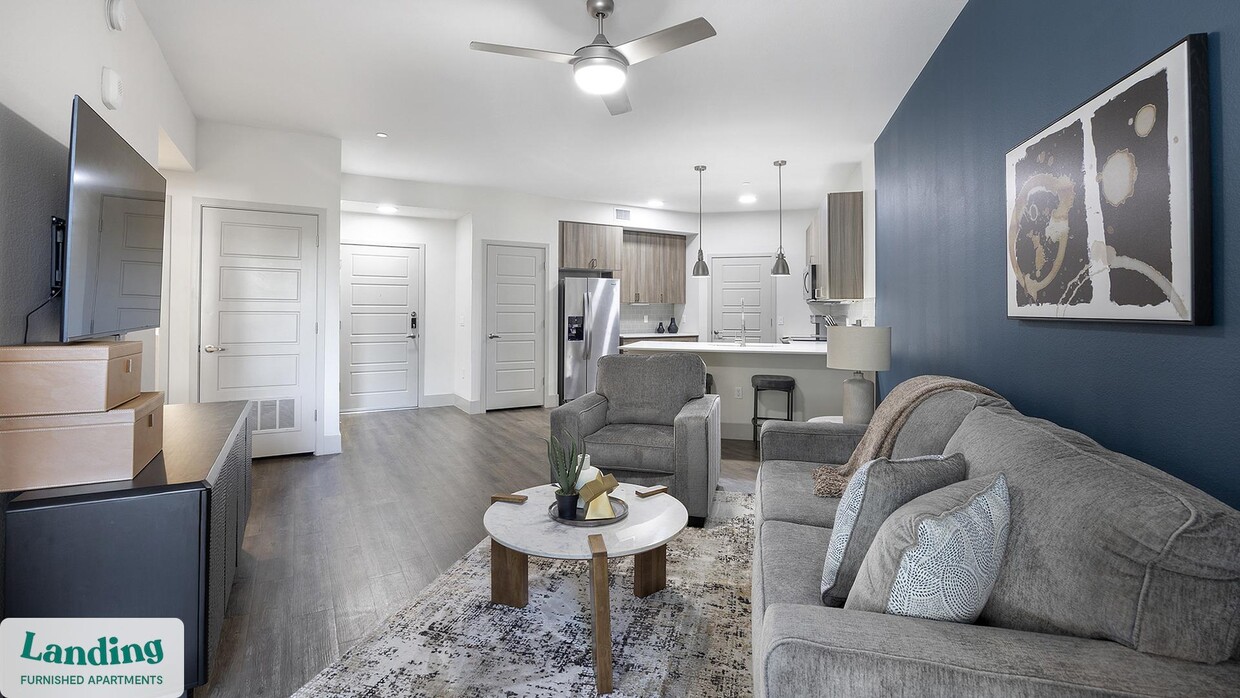 Foto principal - 2323 E Highland Ave