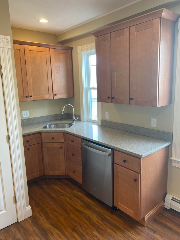 20 Goddard St, Quincy, MA 02169 Condo for Rent in Quincy, MA