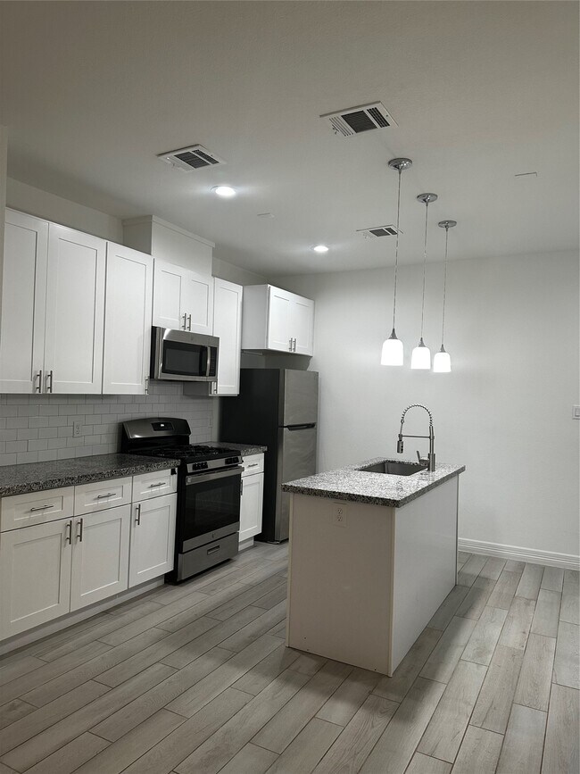 Foto del edificio - 7209 Carver Rd