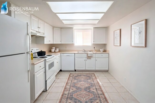 Foto del edificio - Charming 2-bedrooms, 1-bath downstairs apartment in Prescott Valley!