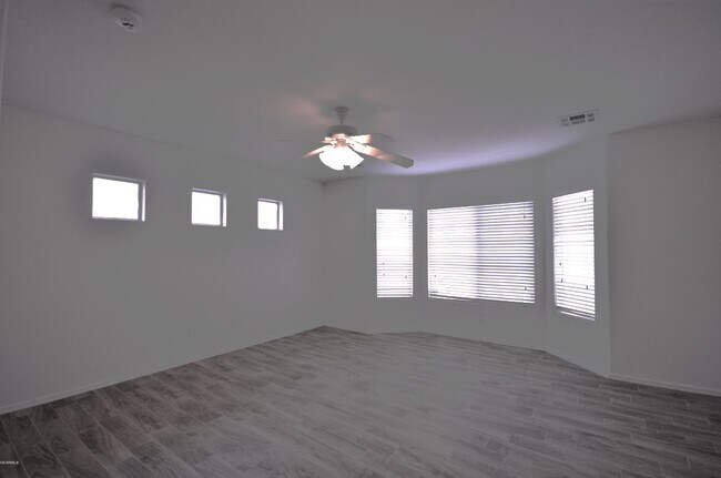 Foto del edificio - 1478 E Poncho Ln