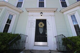 Building Photo - 663 State Street